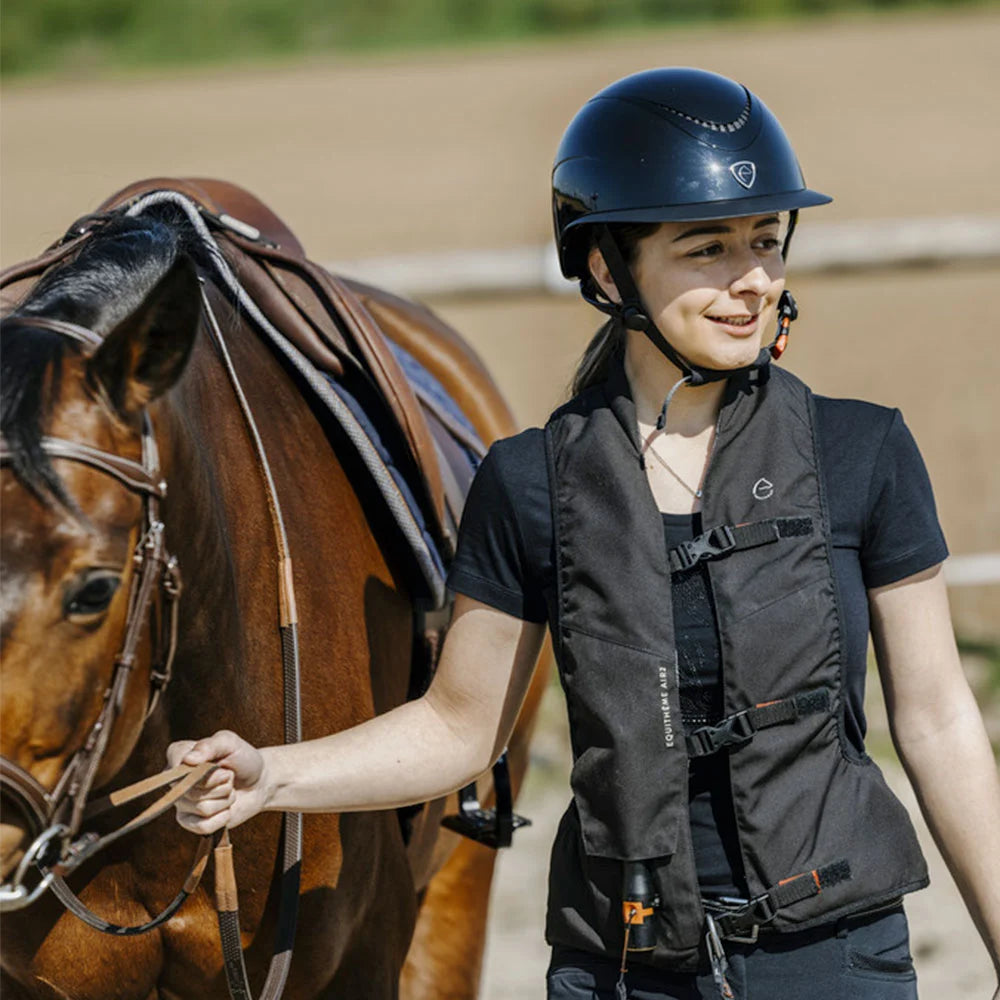 EQUITHÈME Airbag Vest Air2– NF-Certified Safety with Quick-Release Design